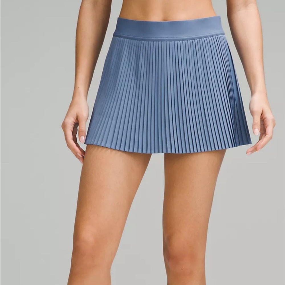 Lululemon Varsity High-Rise Pleated Tennis Skirt Sz. 8